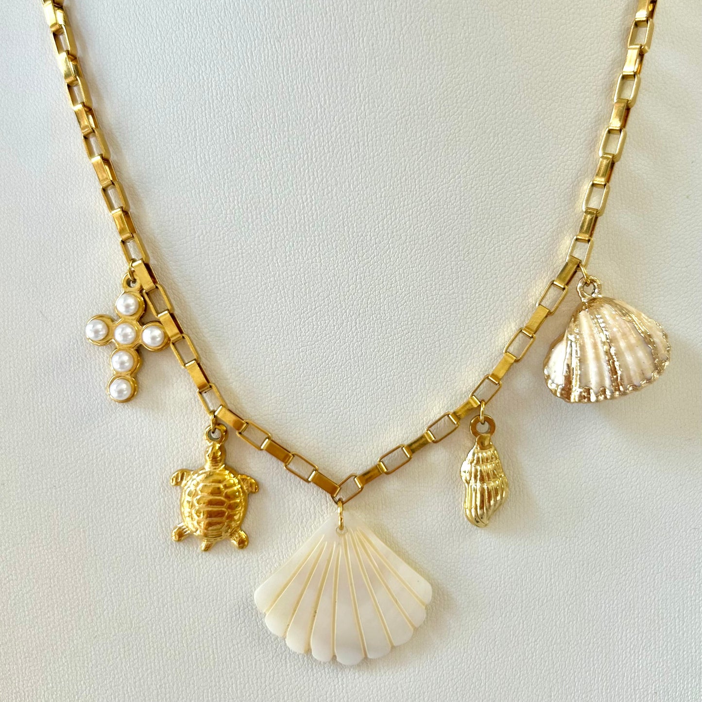 White Summer Necklace