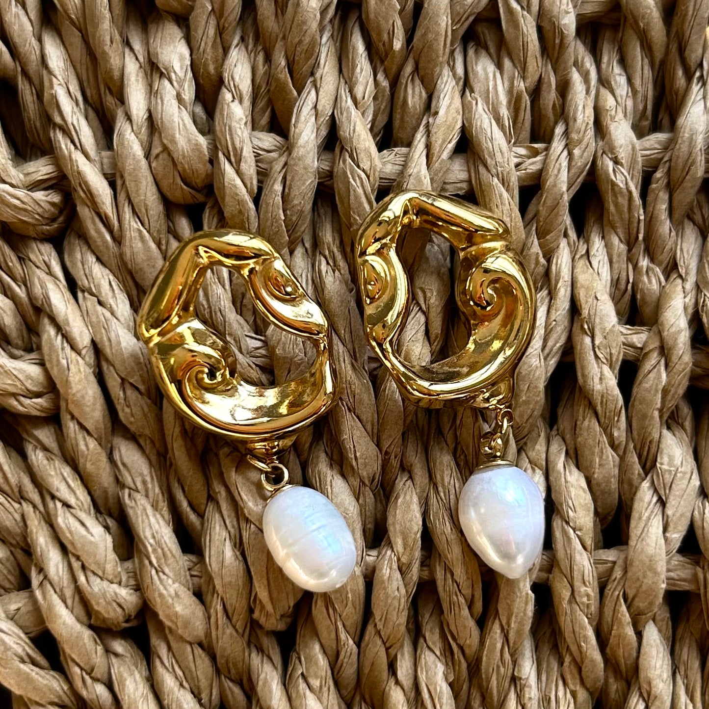 Bold Pearl Earrings