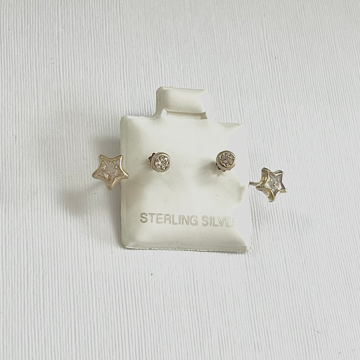 Dainty Diamond Star