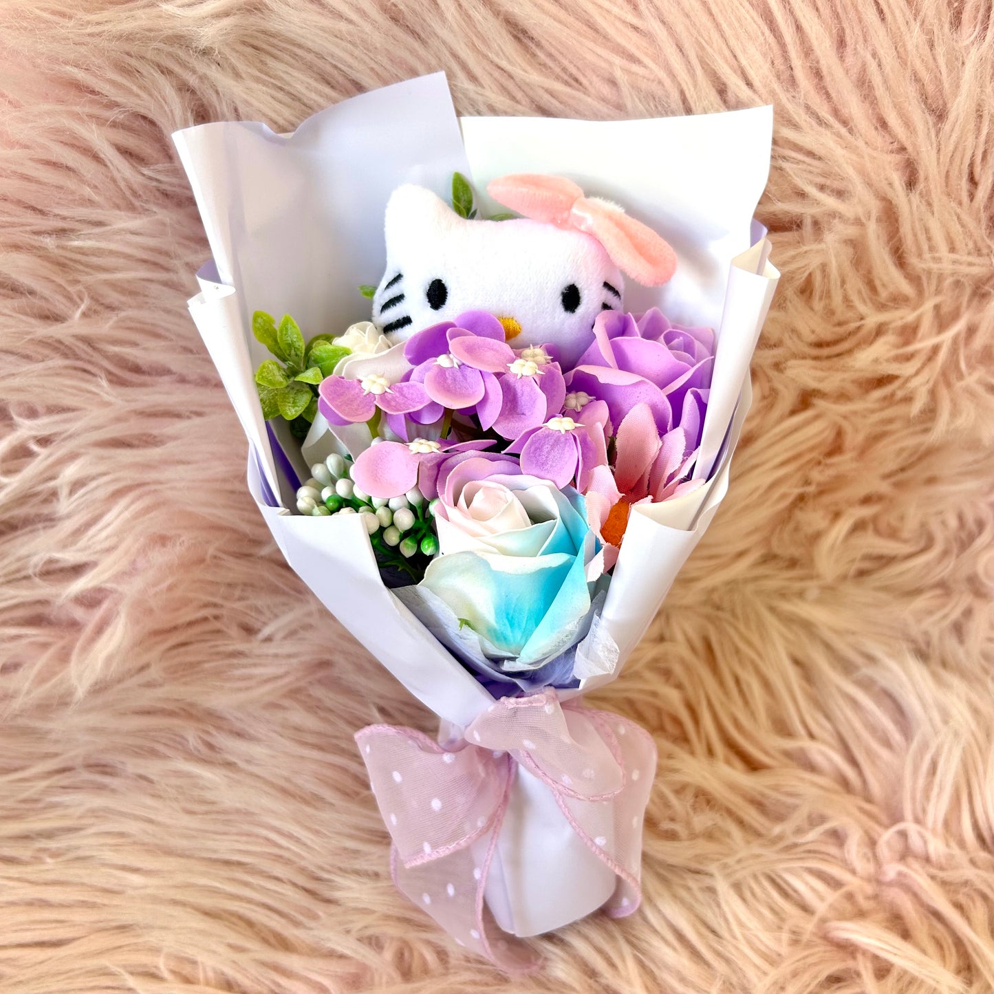 Hello Kitty Medium Bouquet (Purple)