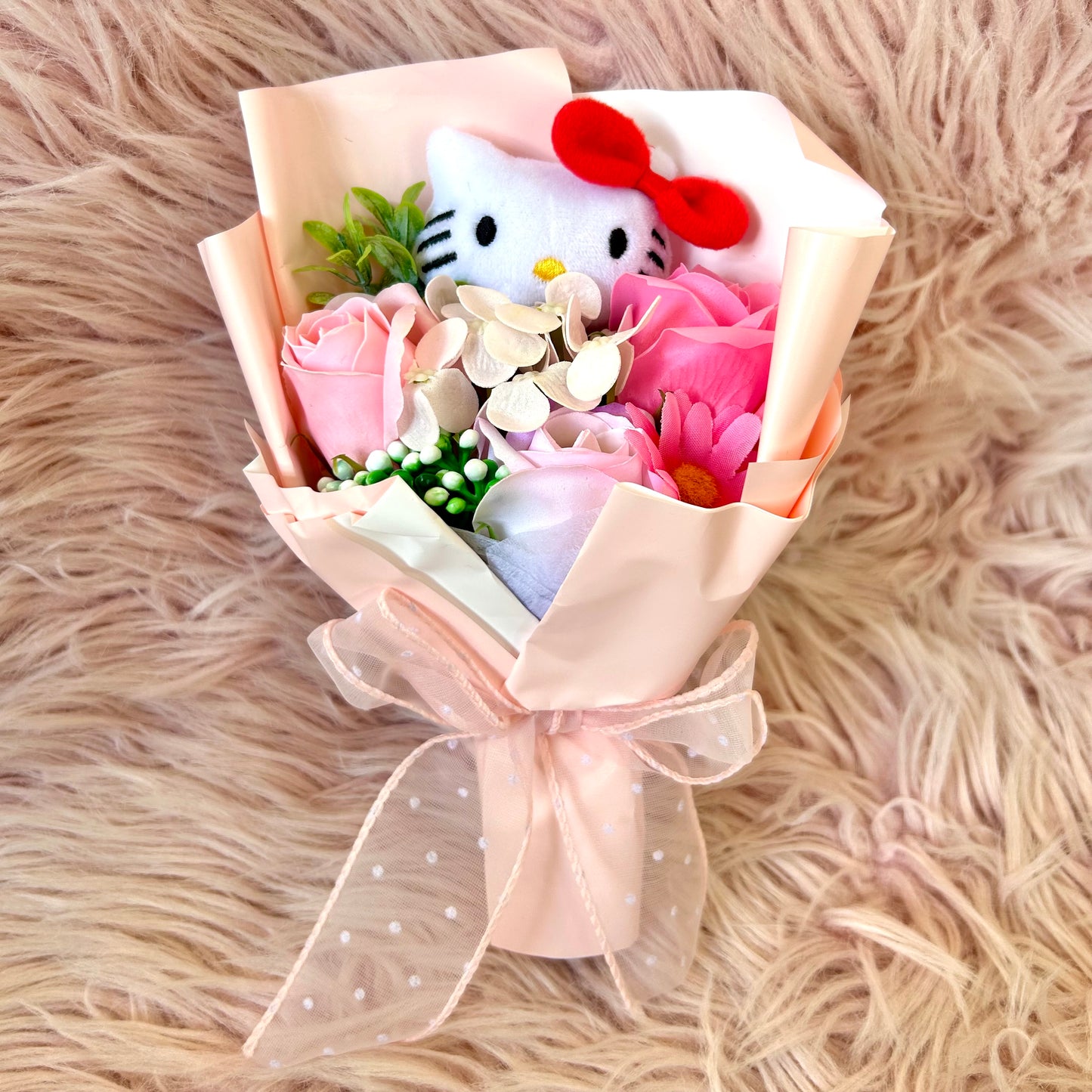 Hello Kitty Medium Bouquet (Pink)