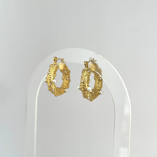 Rocky Pearl Hoops