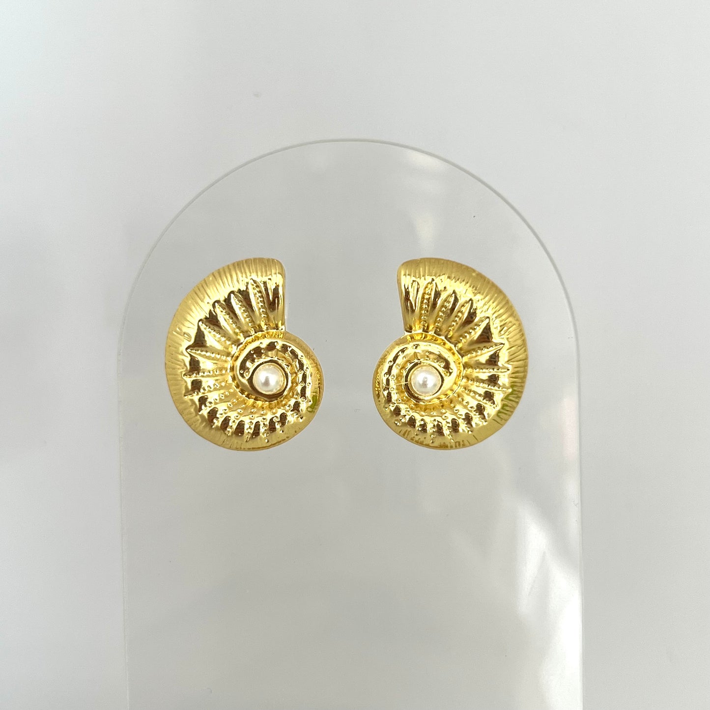 Shell Pearl Studs