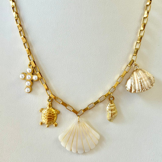 White Summer Necklace