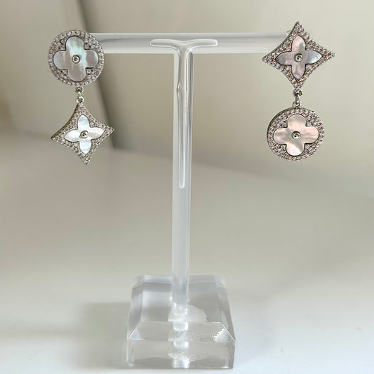 Dainty Clover Earrings